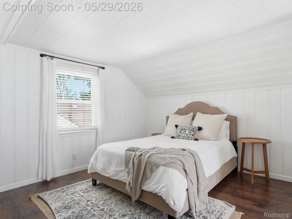 2218 Sprague Avenue Royal Oak City MI 48067