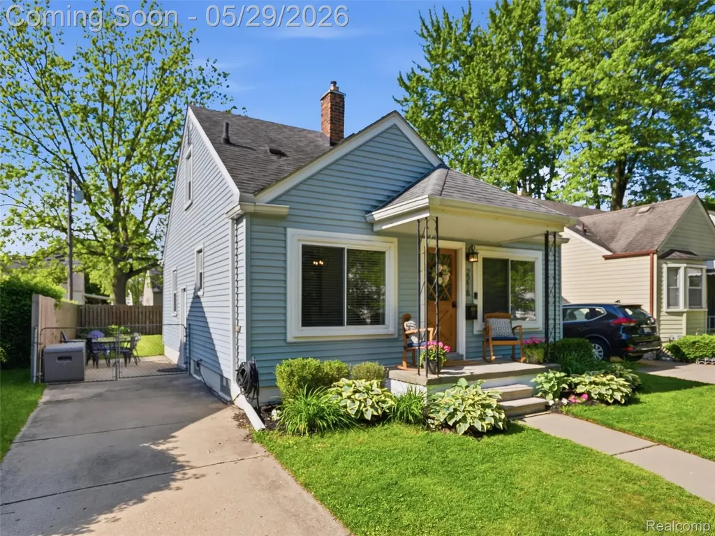 2218 Sprague Avenue Royal Oak City MI 48067