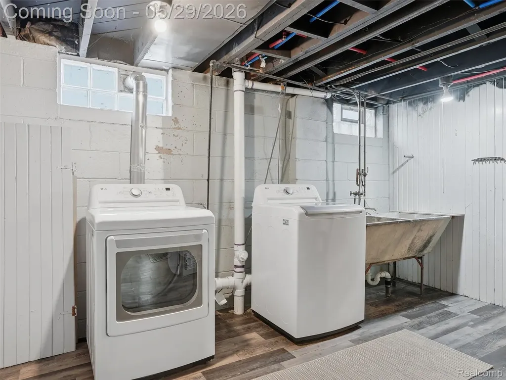 2218 Sprague Avenue Royal Oak City MI 48067