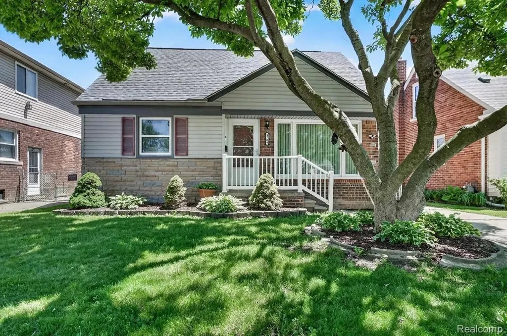 9709 Park Avenue Allen Park City MI 48101
