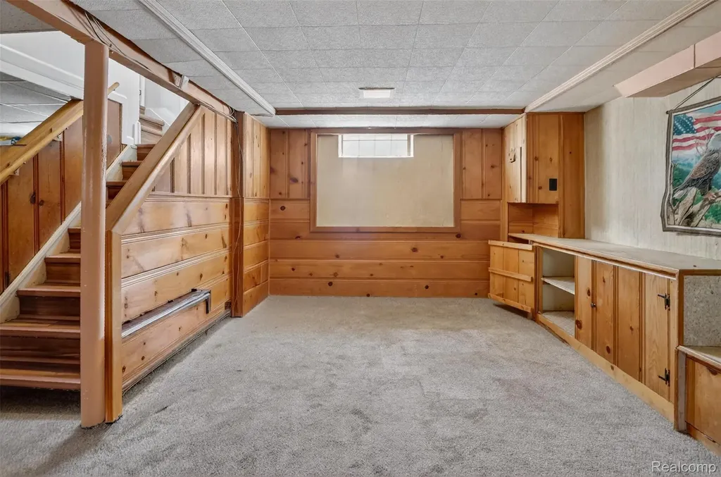 9709 Park Avenue Allen Park City MI 48101