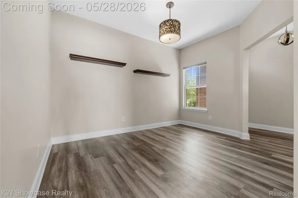 24871 Valleywood Drive Lyon Charter Township MI 48178