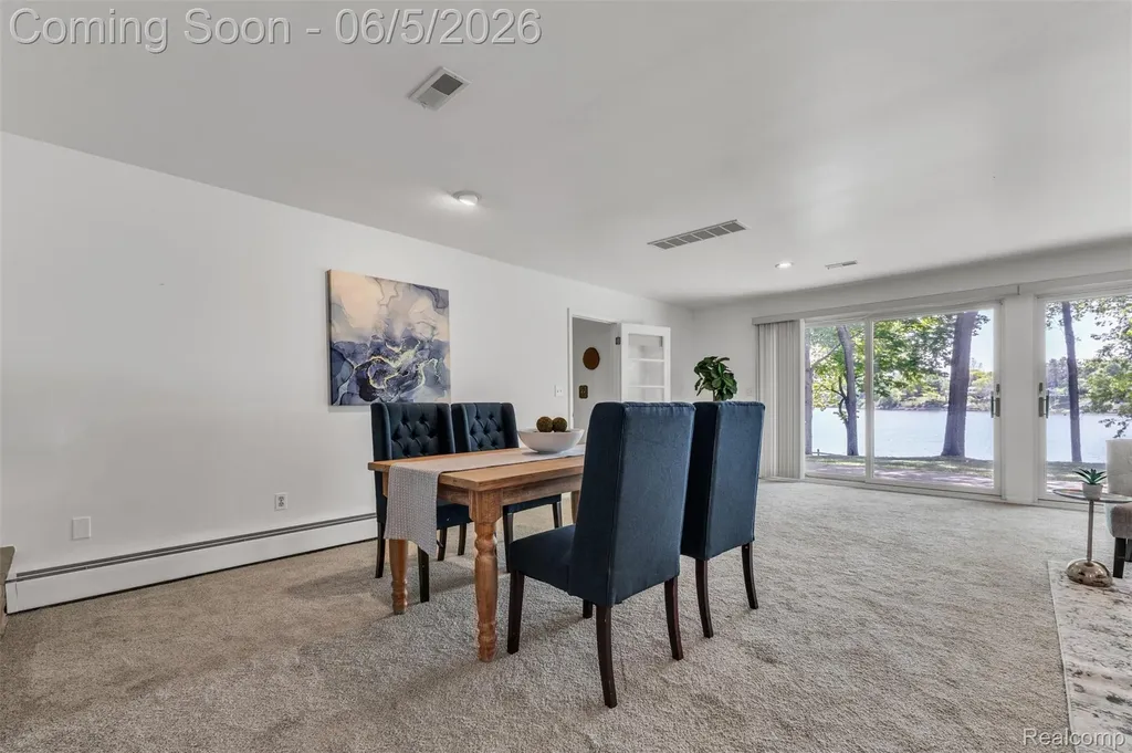 47435 N Shore Drive Van Buren Charter Township MI 48111