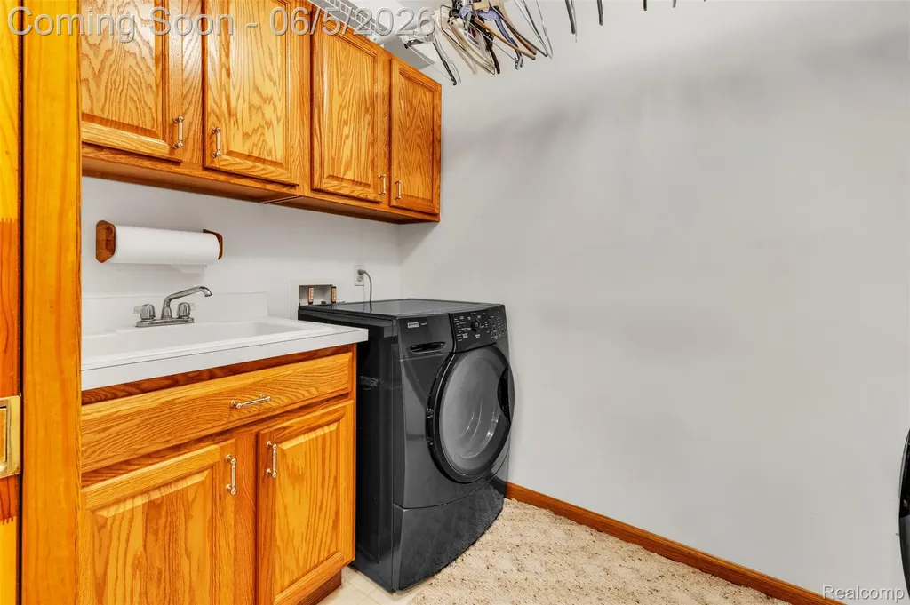 47435 N Shore Drive Van Buren Charter Township MI 48111