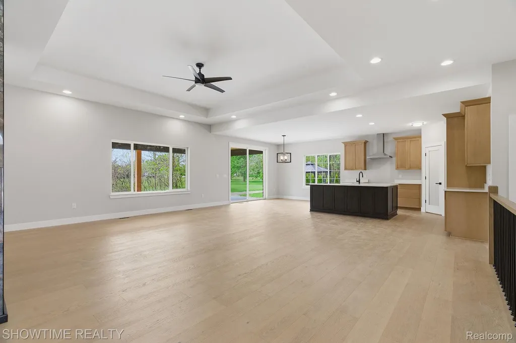 68125 Lake Angela Drive Richmond City MI 48062