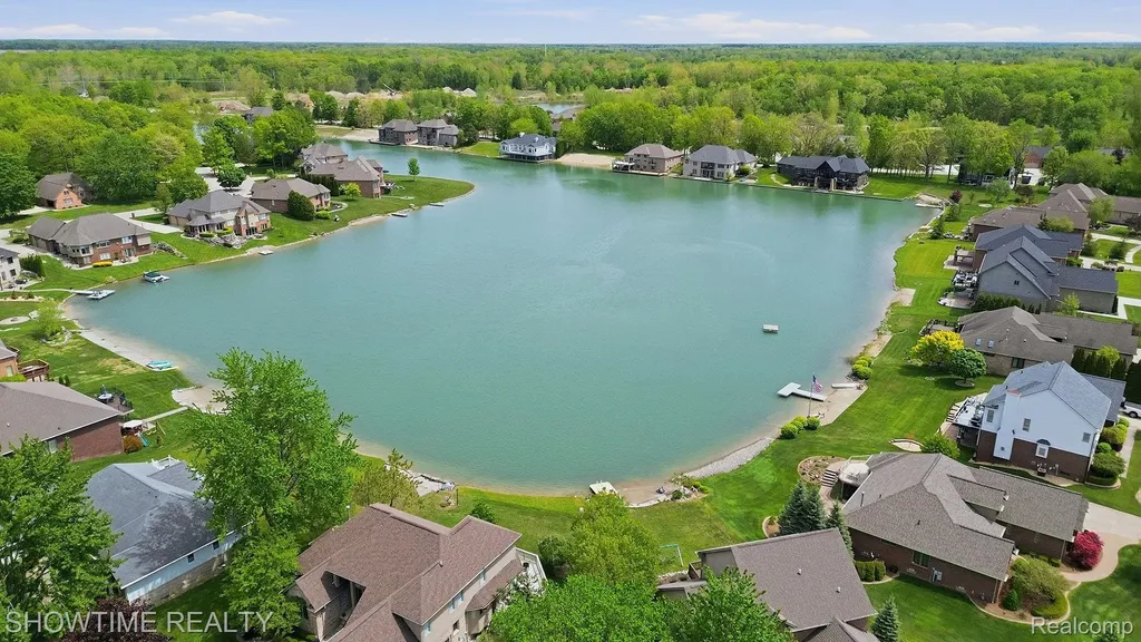 68125 Lake Angela Drive Richmond City MI 48062