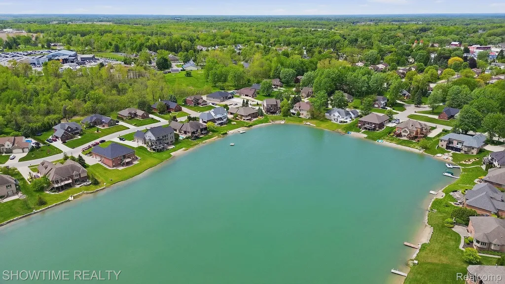 68125 Lake Angela Drive Richmond City MI 48062