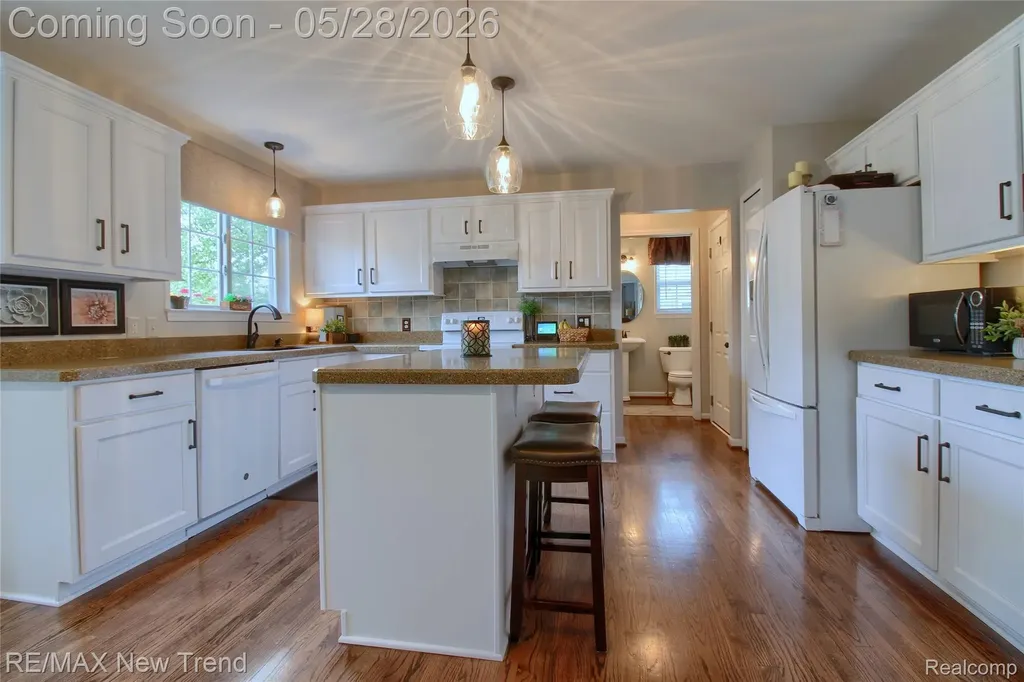 1029 Shetland Drive South Lyon City MI 48178
