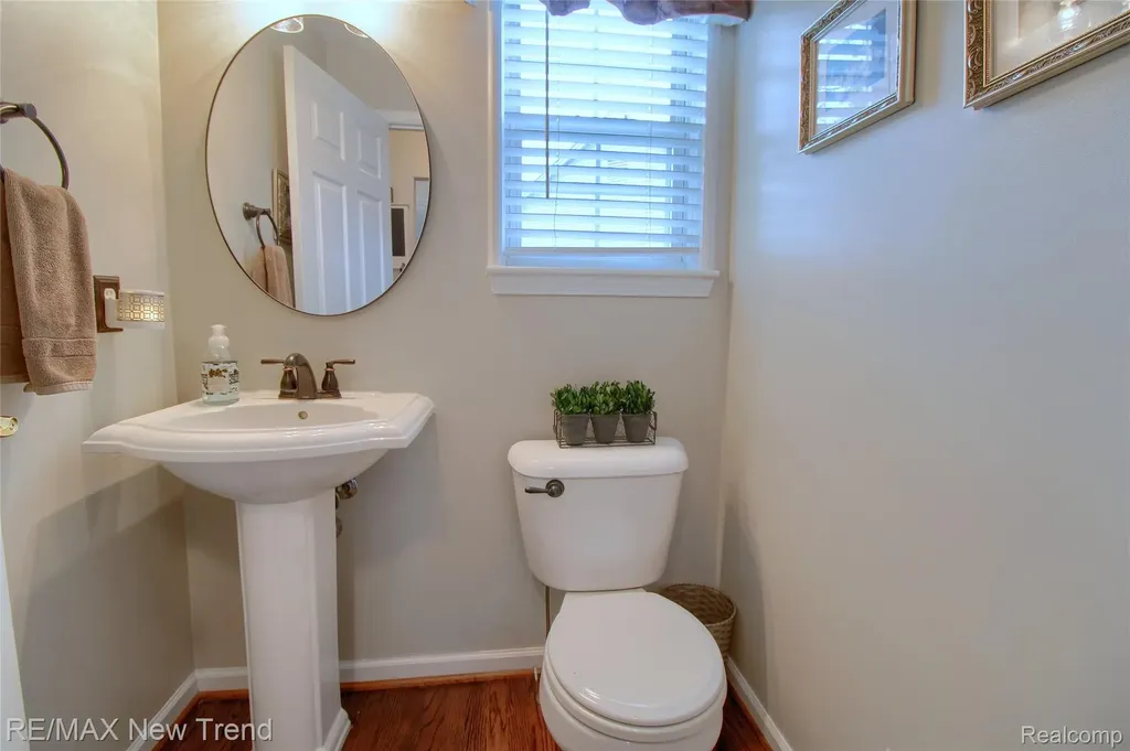 1029 Shetland Drive South Lyon City MI 48178