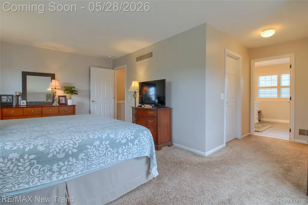 1029 Shetland Drive South Lyon City MI 48178