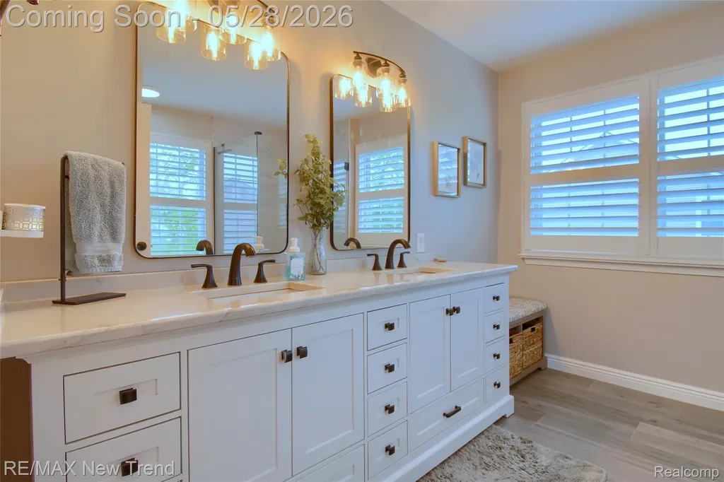1029 Shetland Drive South Lyon City MI 48178