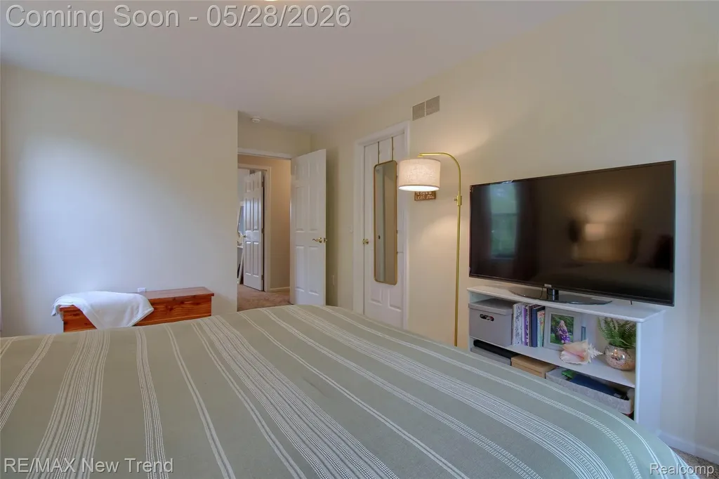 1029 Shetland Drive South Lyon City MI 48178