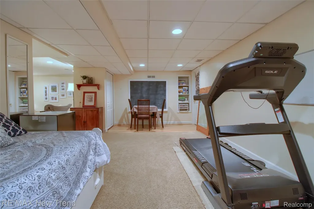 1029 Shetland Drive South Lyon City MI 48178