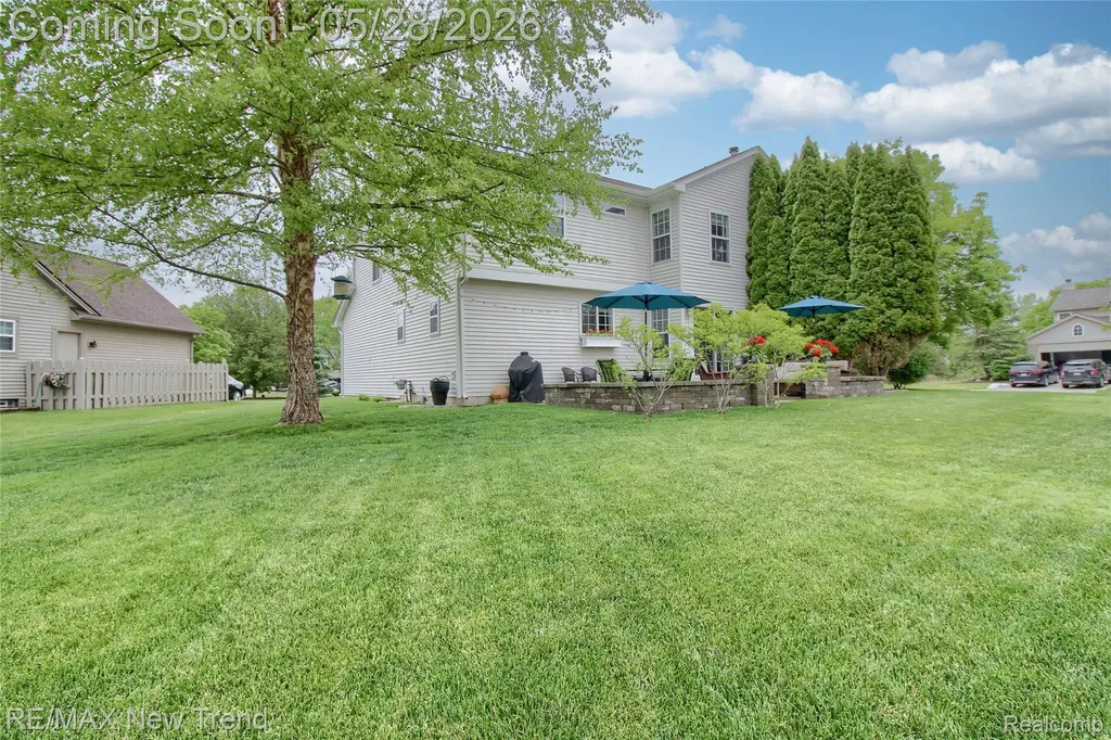 1029 Shetland Drive South Lyon City MI 48178