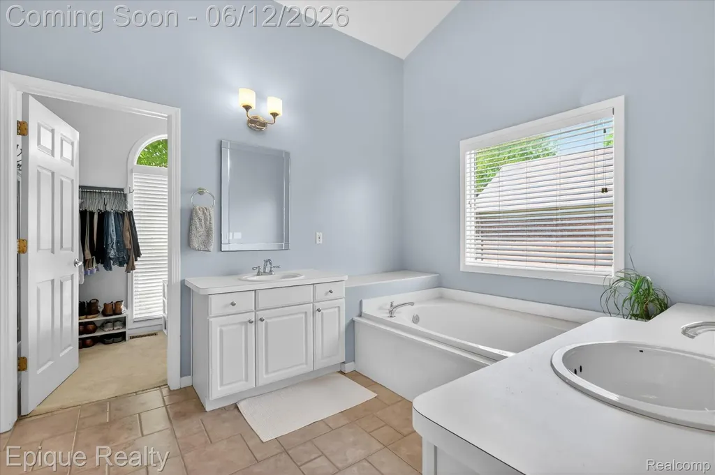 760 Caribou Court Rochester City MI 48307