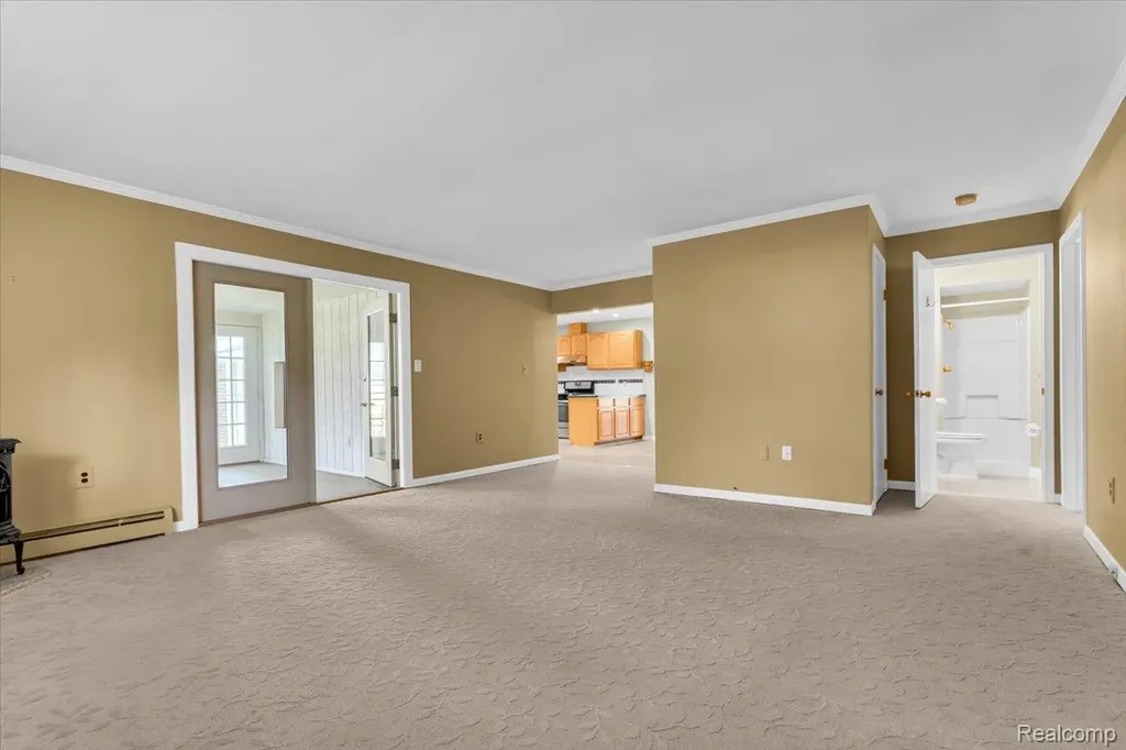 778 Troywood Drive Troy City MI 48083