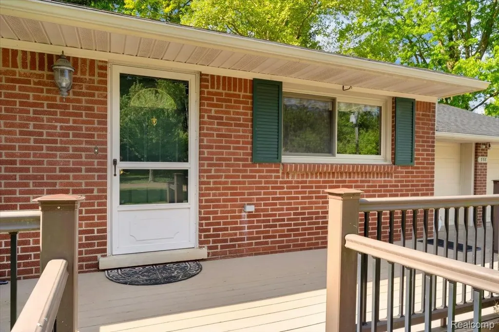 778 Troywood Drive Troy City MI 48083