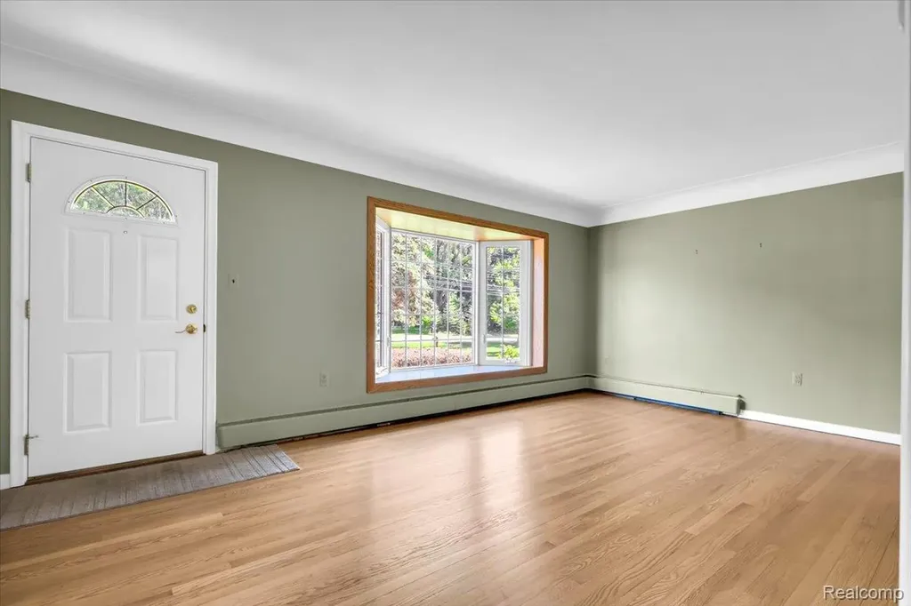 778 Troywood Drive Troy City MI 48083