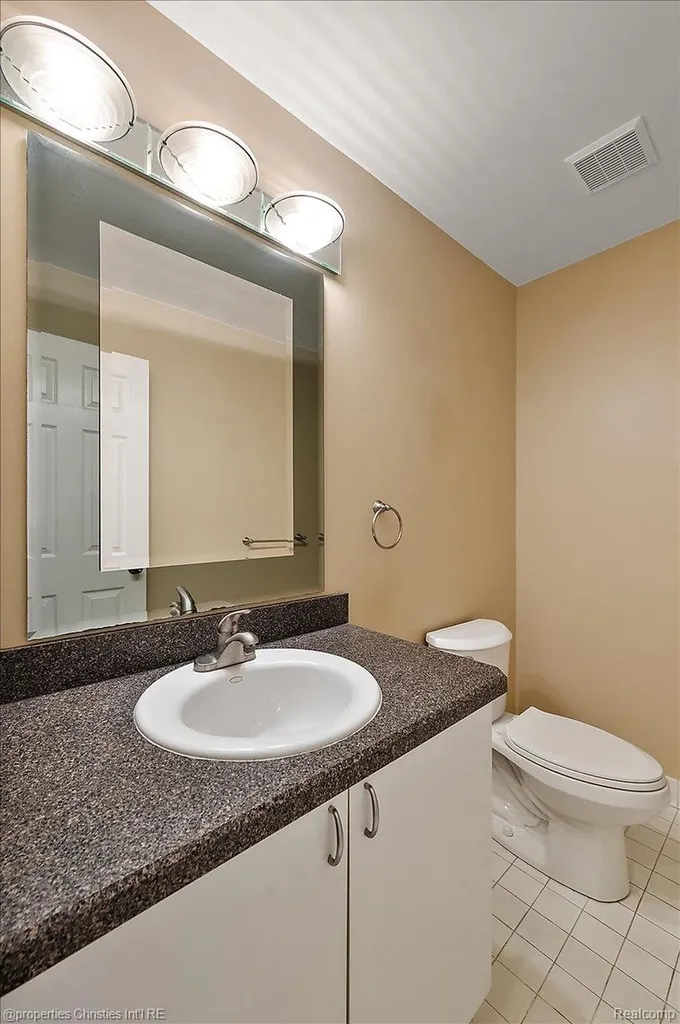 6835 High Ridge Road West Bloomfield Charter Township MI 48324