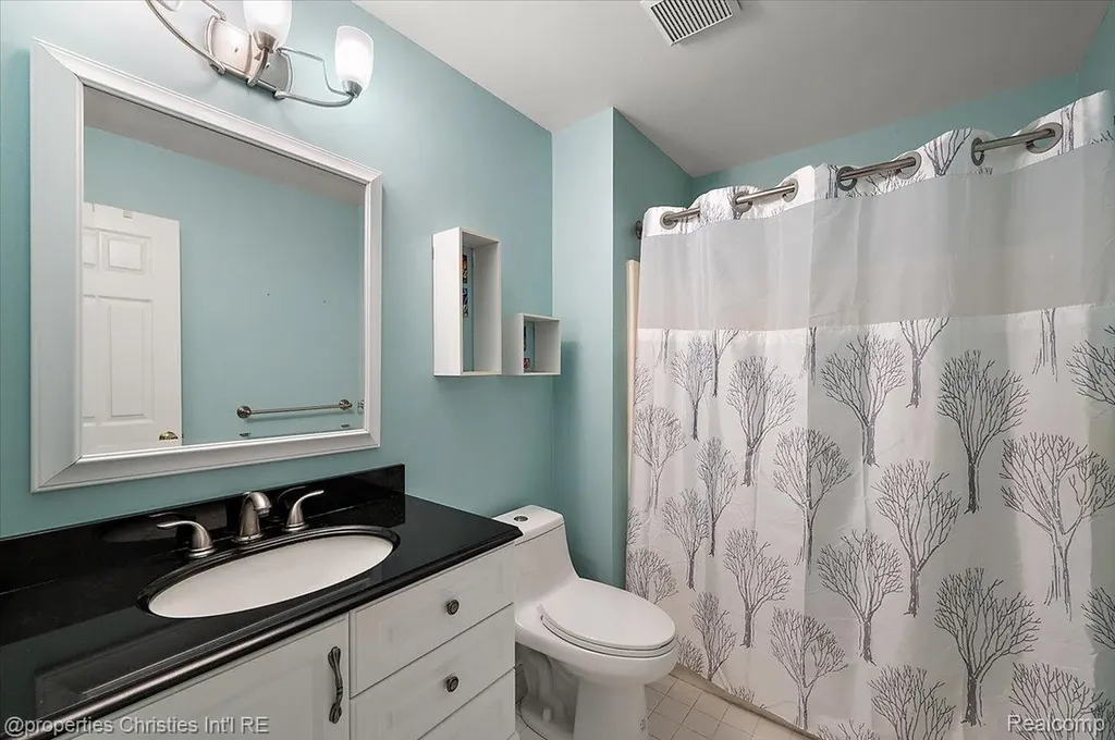 6835 High Ridge Road West Bloomfield Charter Township MI 48324