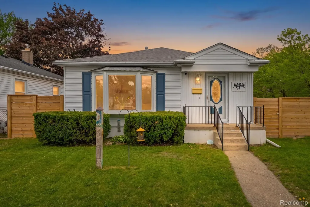2287 Moorhouse Street Ferndale City MI 48220