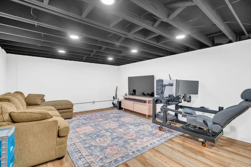 2287 Moorhouse Street Ferndale City MI 48220