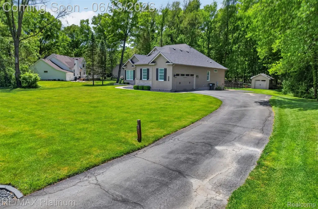 5060 Yax Pointe Drive Marion Township MI 48843