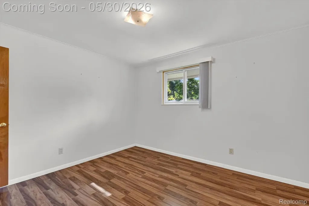 721 Robbinann Drive Waterford Charter Township MI 48328