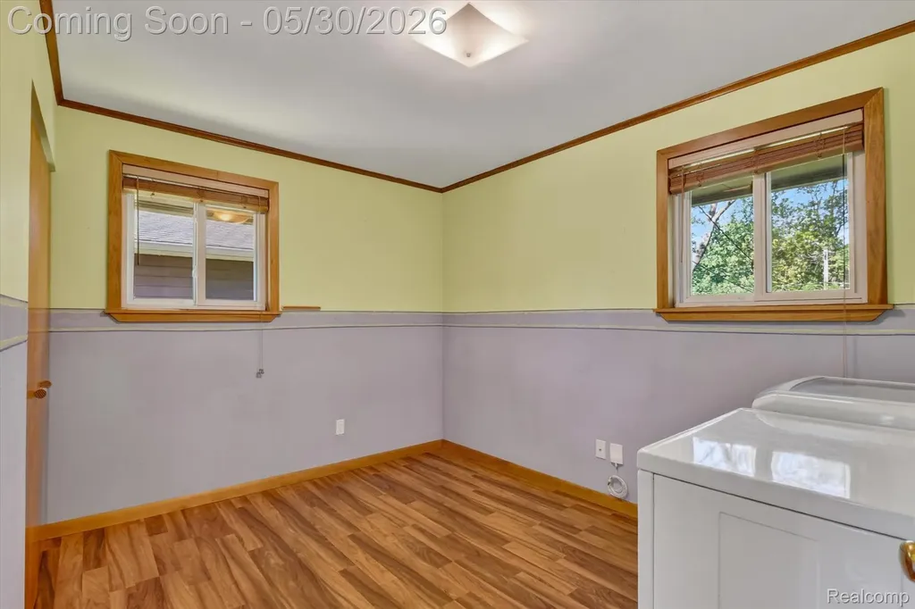 721 Robbinann Drive Waterford Charter Township MI 48328