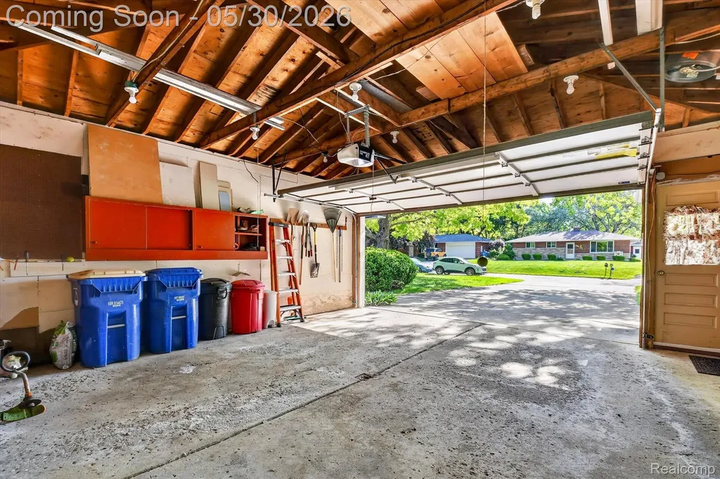 721 Robbinann Drive Waterford Charter Township MI 48328