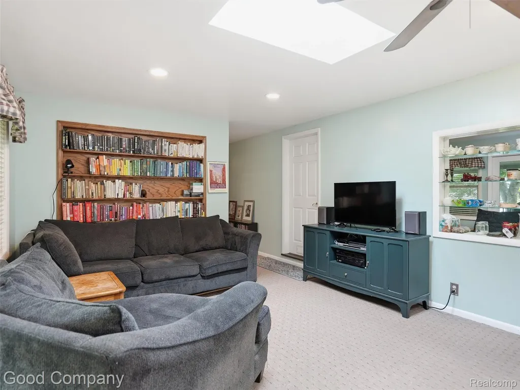 3441 Dunning Road Rochester Hills City MI 48309