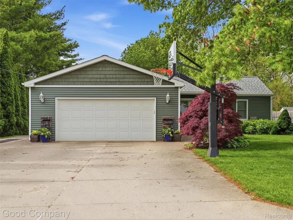 3441 Dunning Road Rochester Hills City MI 48309