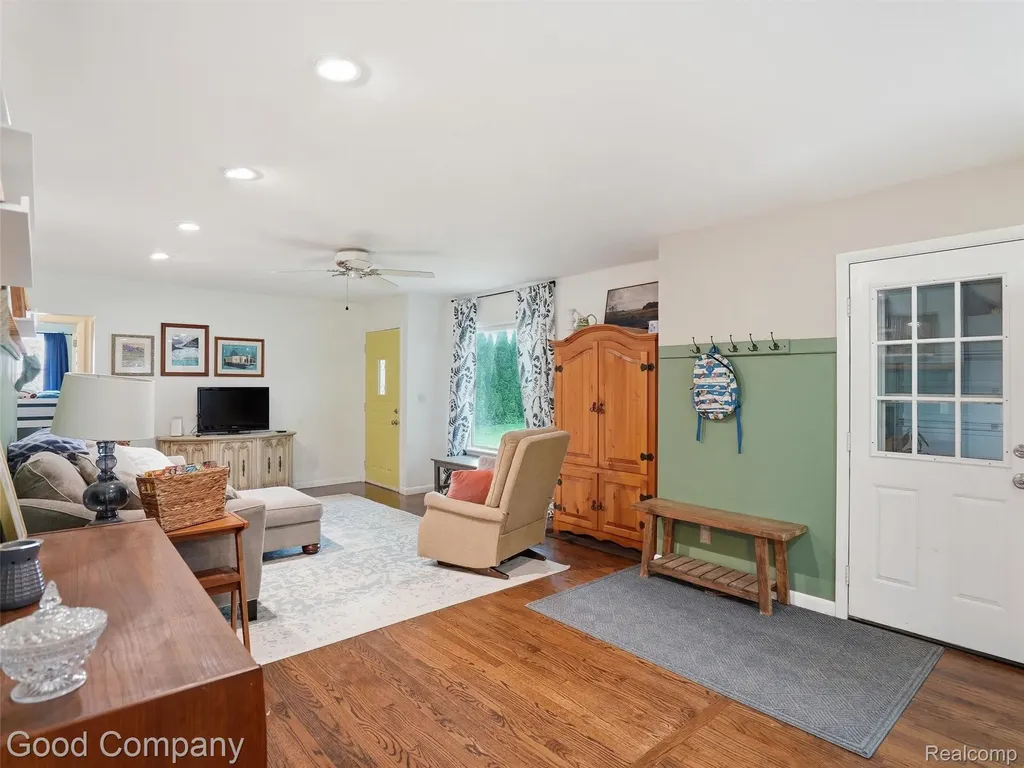 3441 Dunning Road Rochester Hills City MI 48309