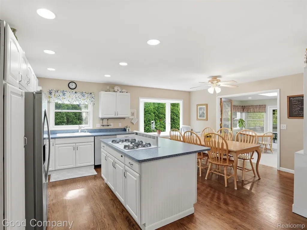 3441 Dunning Road Rochester Hills City MI 48309