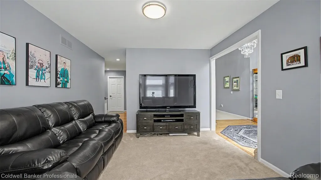 43662 Vintners Place Drive Sterling Heights City MI 48314