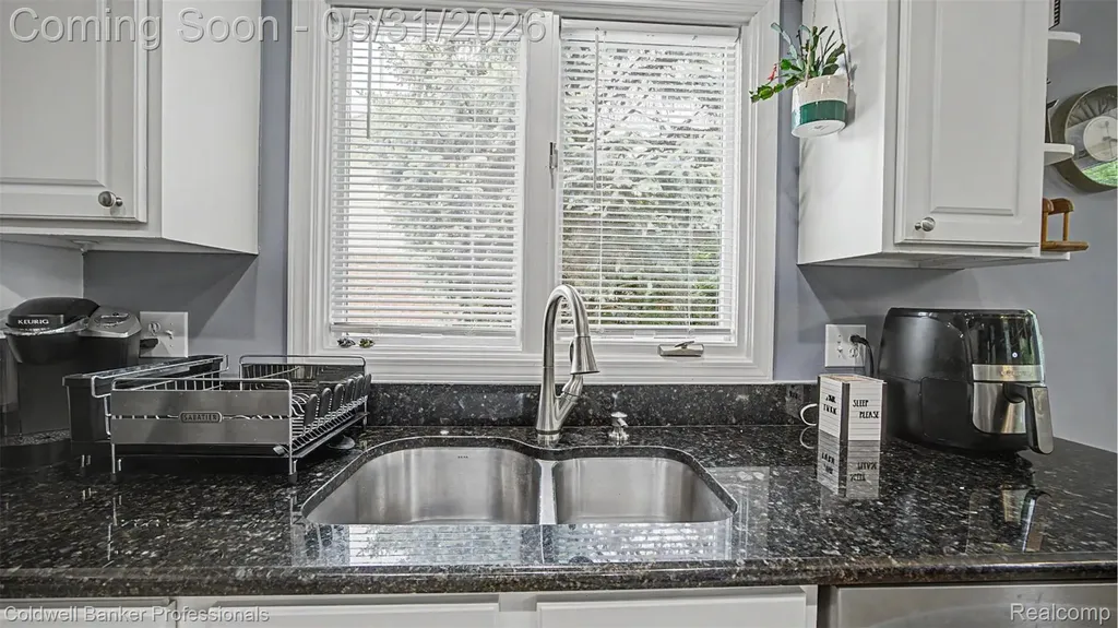 43662 Vintners Place Drive Sterling Heights City MI 48314