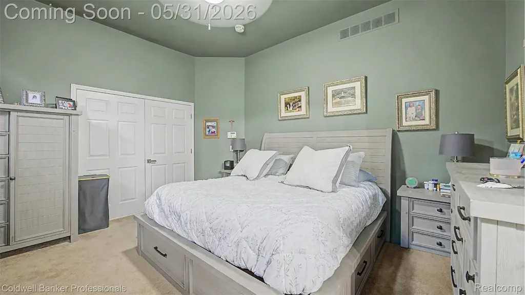 43662 Vintners Place Drive Sterling Heights City MI 48314