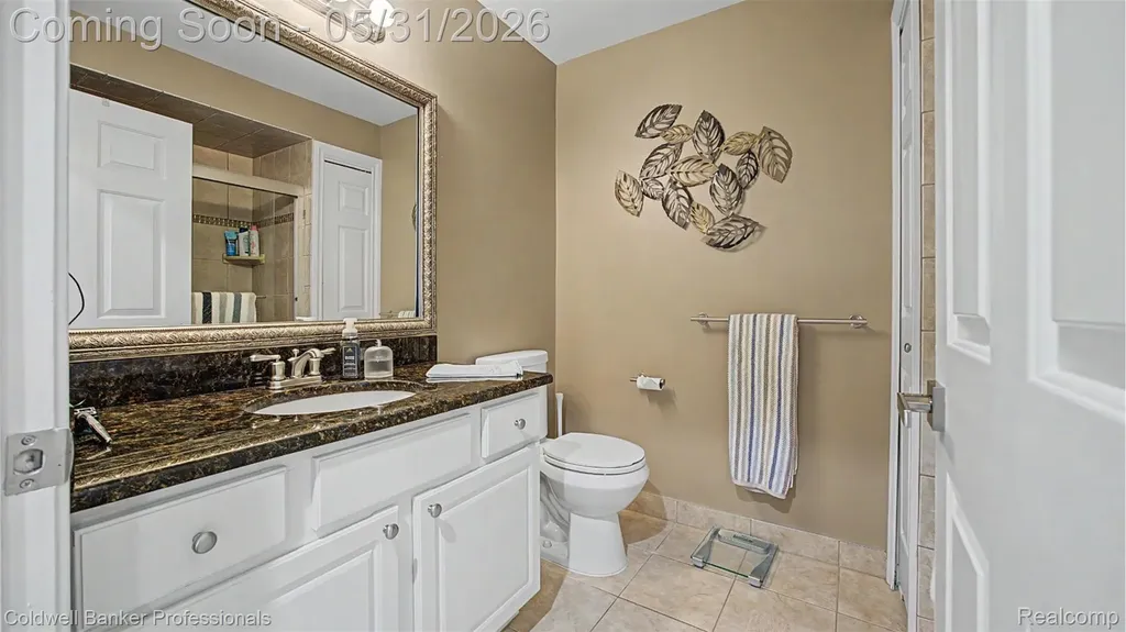 43662 Vintners Place Drive Sterling Heights City MI 48314
