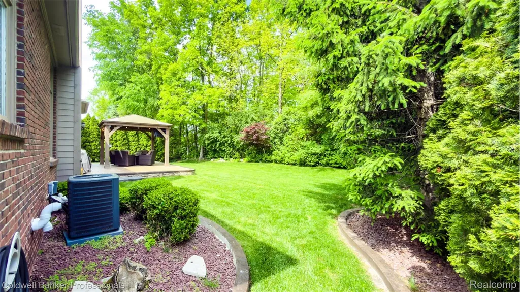 43662 Vintners Place Drive Sterling Heights City MI 48314