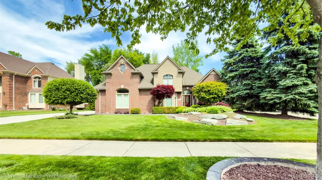 43662 Vintners Place Drive Sterling Heights City MI 48314
