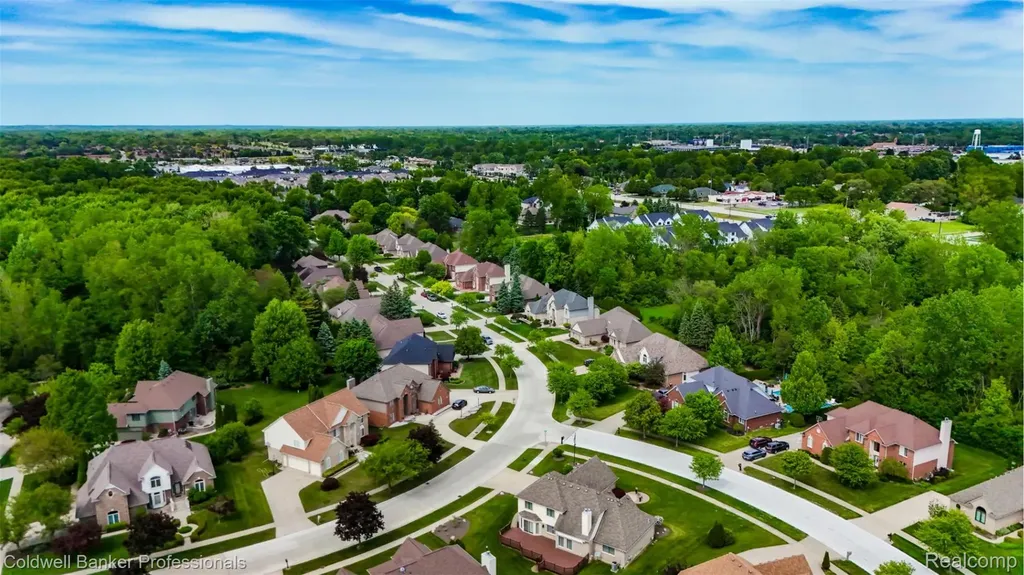 43662 Vintners Place Drive Sterling Heights City MI 48314