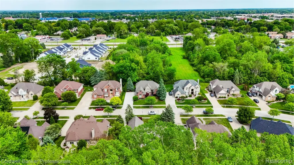 43662 Vintners Place Drive Sterling Heights City MI 48314