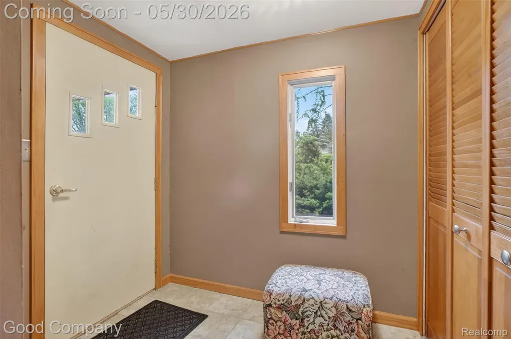 953 Lake Drive Oxford Charter Township MI 48371