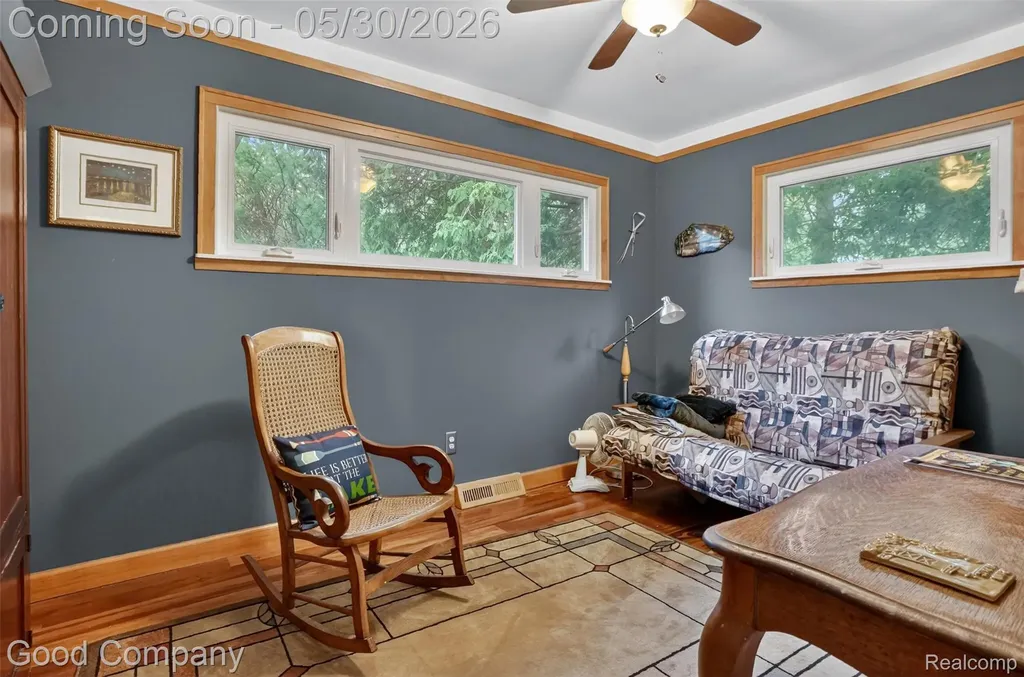 953 Lake Drive Oxford Charter Township MI 48371