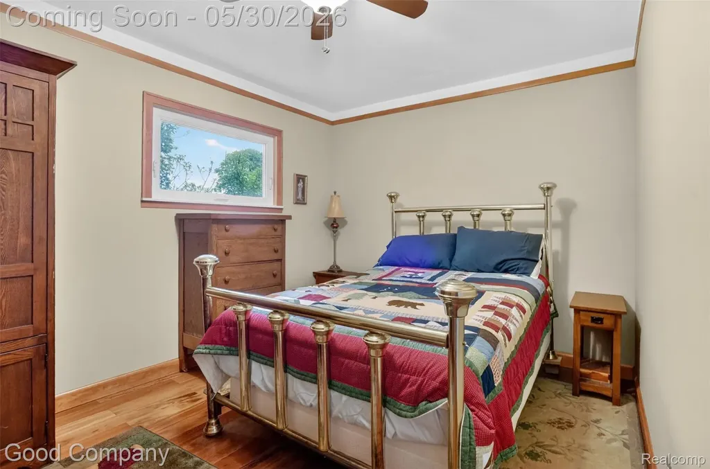 953 Lake Drive Oxford Charter Township MI 48371
