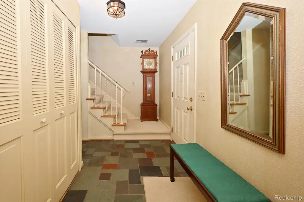 2648 Kopson Court Bloomfield Hills City MI 48304