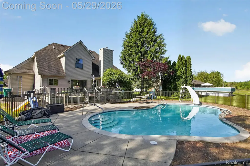 34604 Jesica Lane Huron Charter Township MI 48164