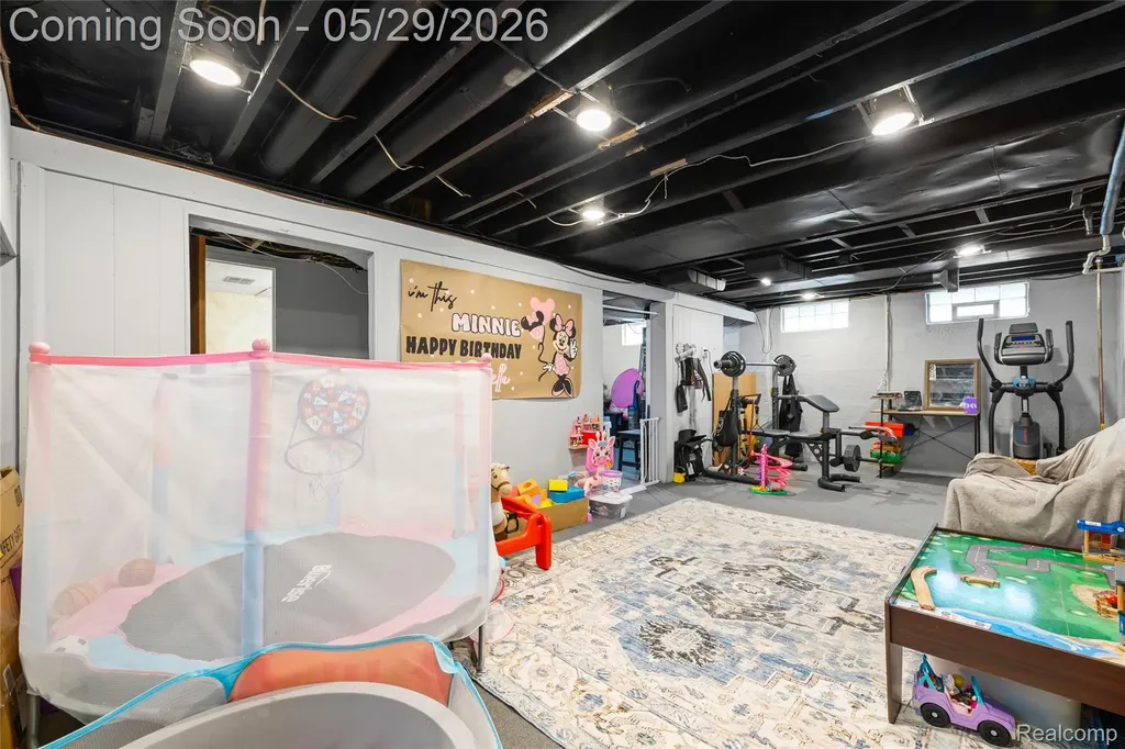 1712 Rose Avenue Lincoln Park City MI 48146