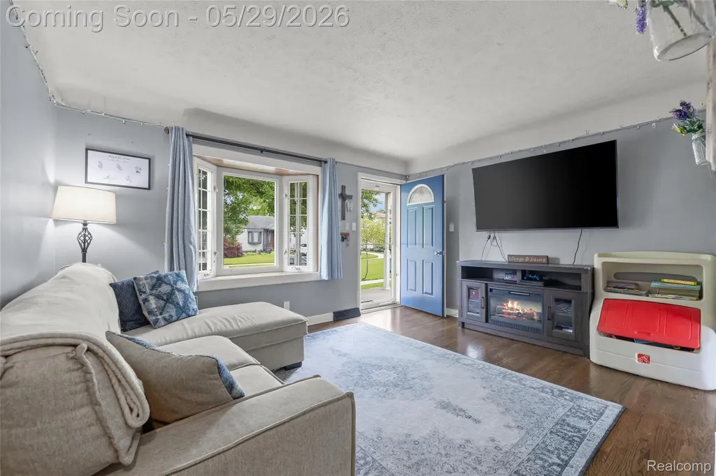 1712 Rose Avenue Lincoln Park City MI 48146