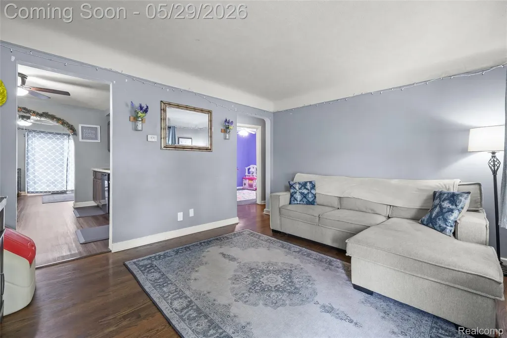 1712 Rose Avenue Lincoln Park City MI 48146